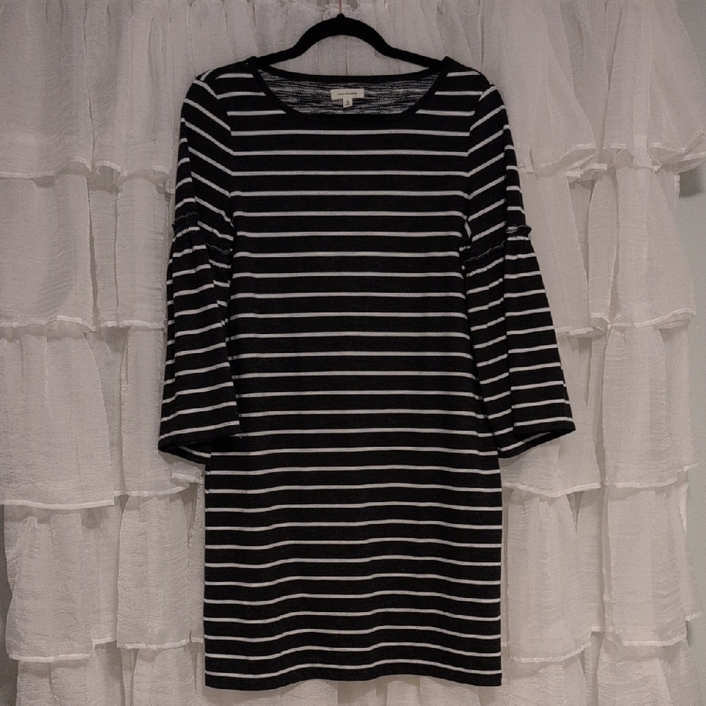Max Studio Black and White Stripe Long Bell Sleeve Fall Winter Dress Small